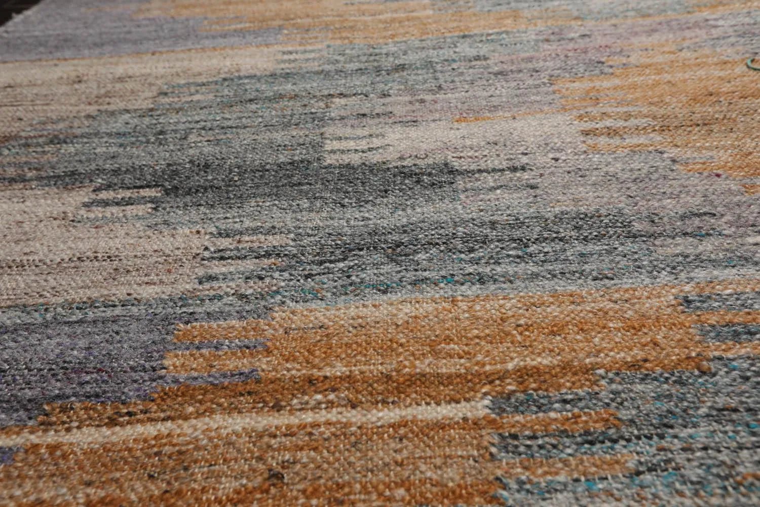 5' x 8' Hand Woven Recycled PET Kilim Area Rug — Gray - VANT DESIGNS