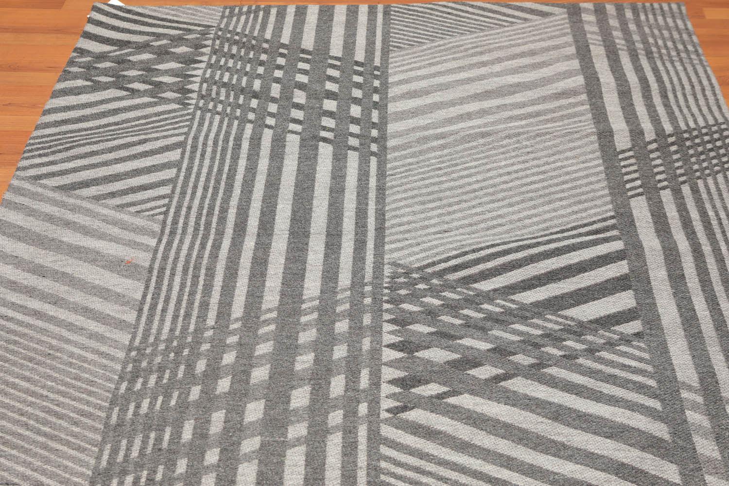 5'4" x 7'8" Hand Woven 100% Wool Flatweave Area Rug Contemporary Gray - VANT DESIGNS