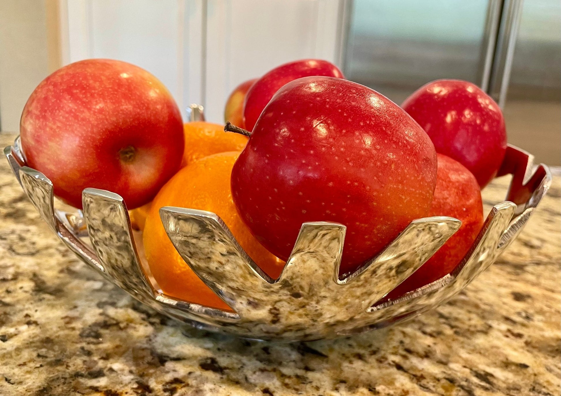 Modern Fruit / Bread Tray - VANT DESIGNS