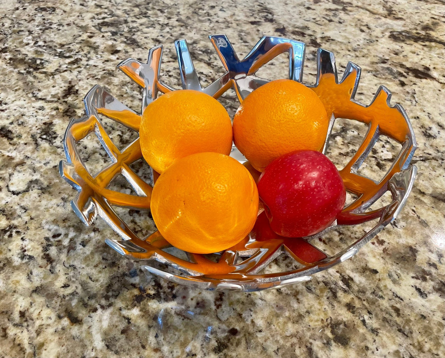 Modern Fruit / Bread Tray - VANT DESIGNS